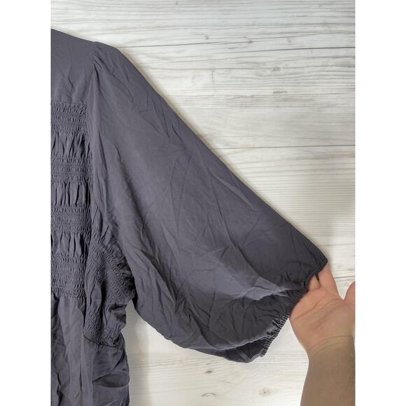 Torrid Shirt Womens 6X Gray Smocked Button Front Peasant Tunic 3/4 Sleeve Boho - Picture 3 of 11